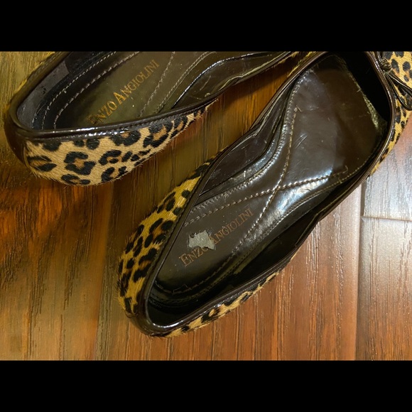 Leopard print shoes. - Picture 5 of 5